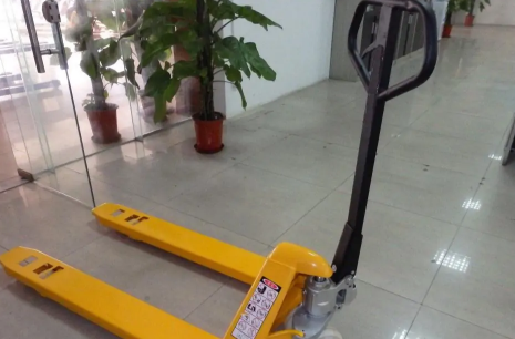 手動液壓搬運(yùn)車不可忽視的六大優(yōu)點